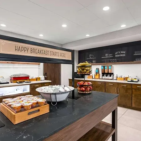 Hampton Inn & Suites Muncie 