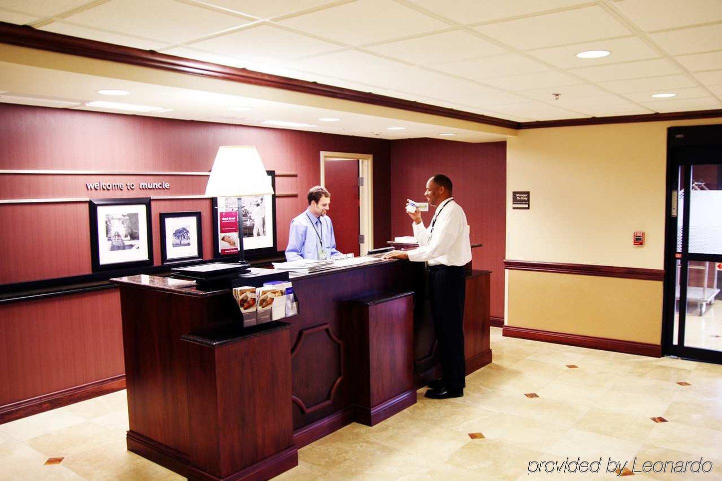 Hampton & Hotel 3*