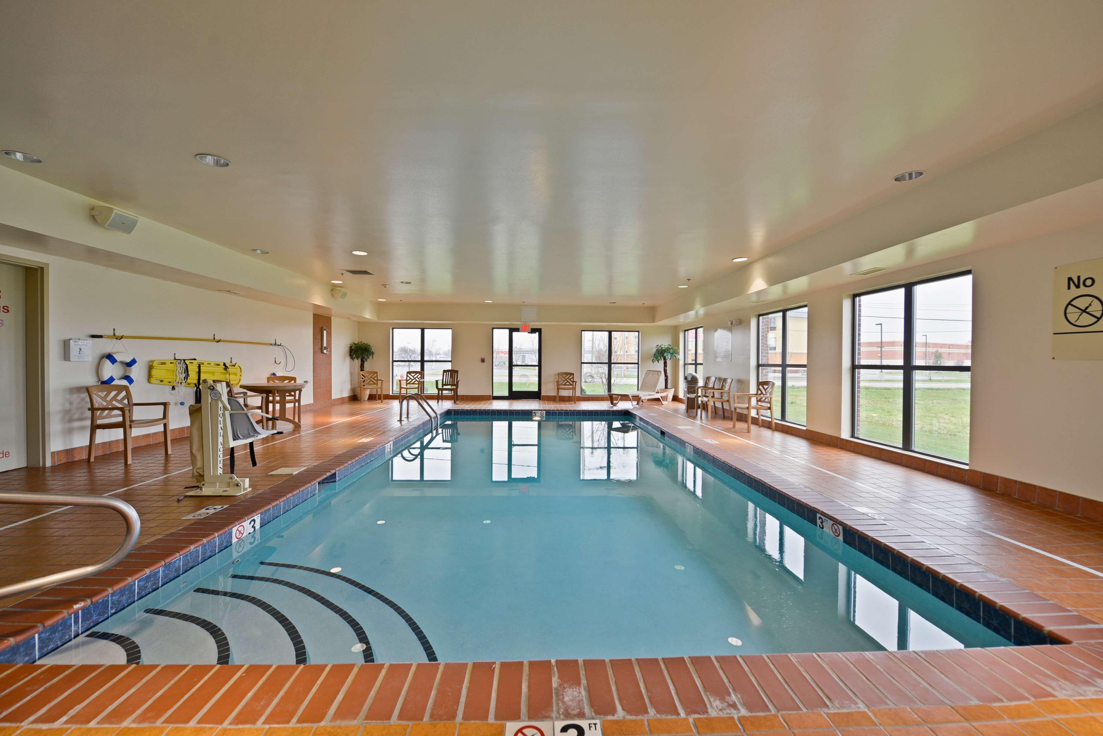 Hotel Hampton & Muncie