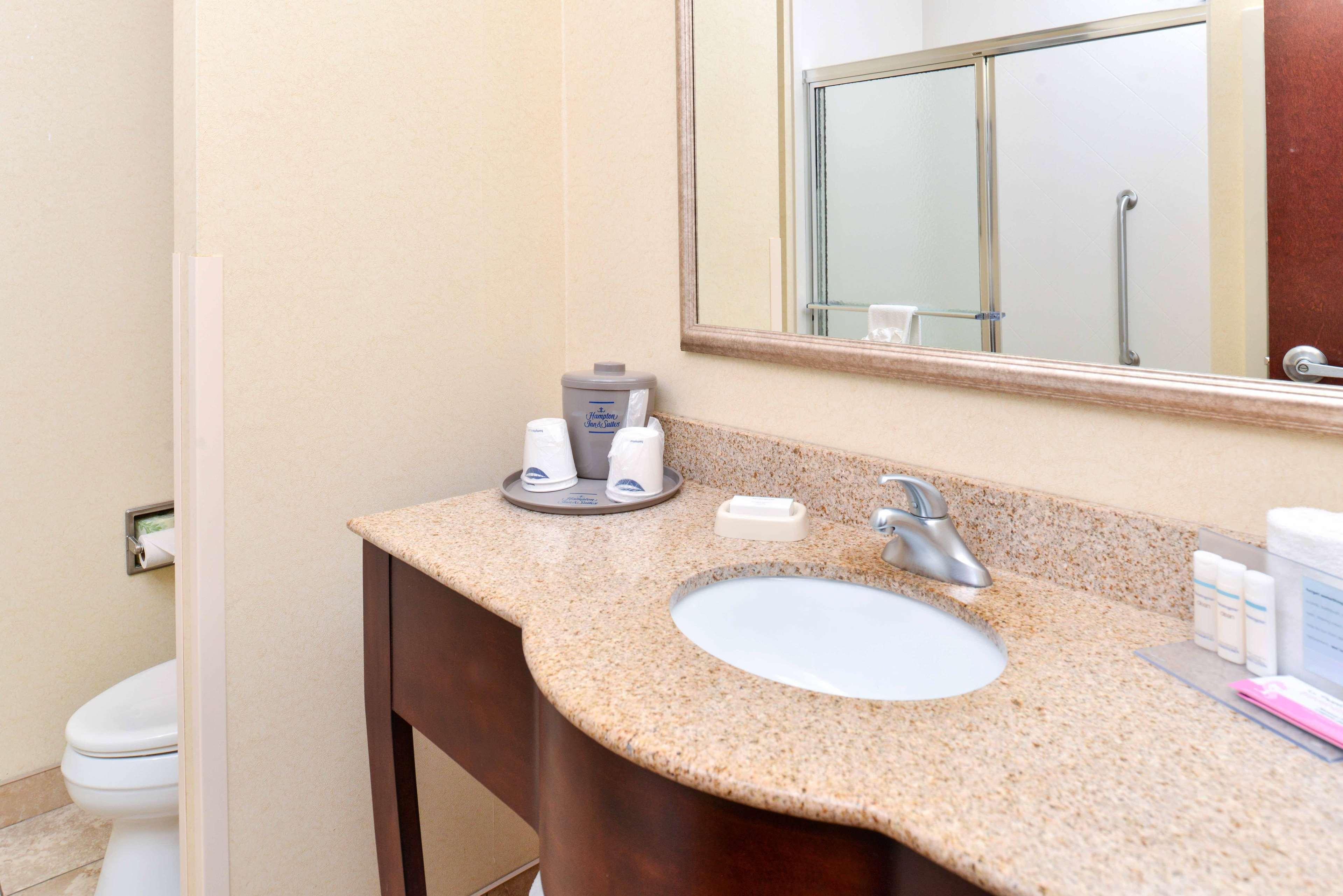 Hotel Hampton & Muncie